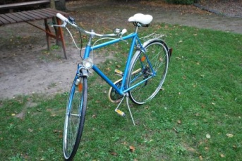 kék bicikli